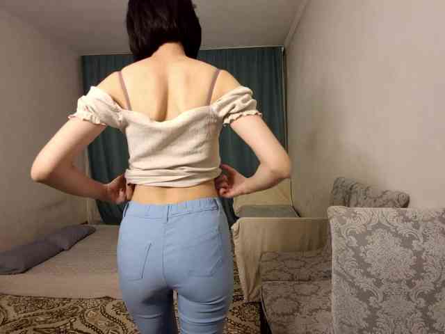 UrSweetieLeigh webcam