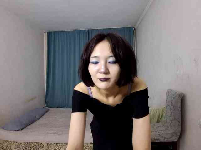 UrSweetieLeigh webcam