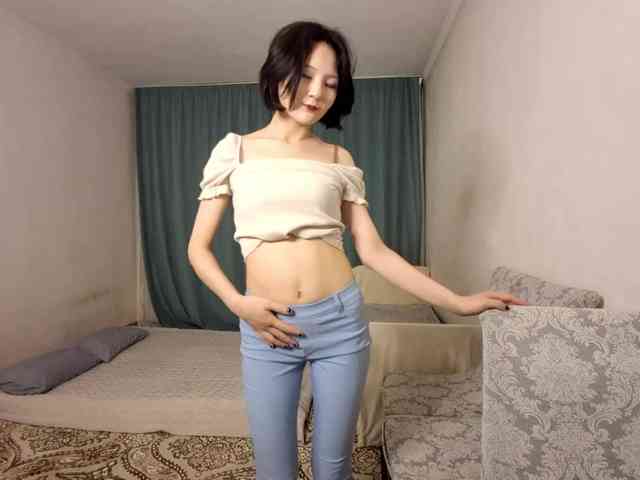 UrSweetieLeigh webcam