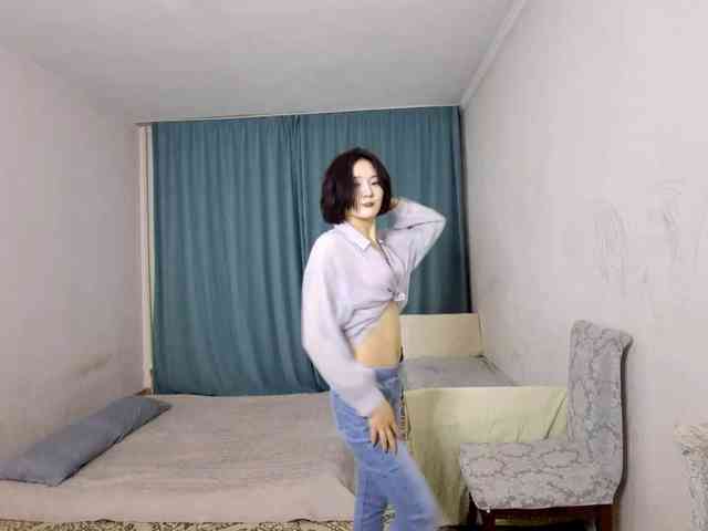 UrSweetieLeigh webcam