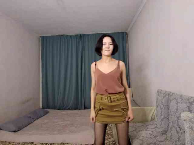 UrSweetieLeigh webcam