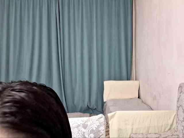 UrSweetieLeigh webcam