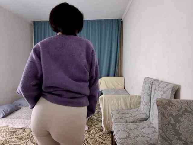 UrSweetieLeigh webcam