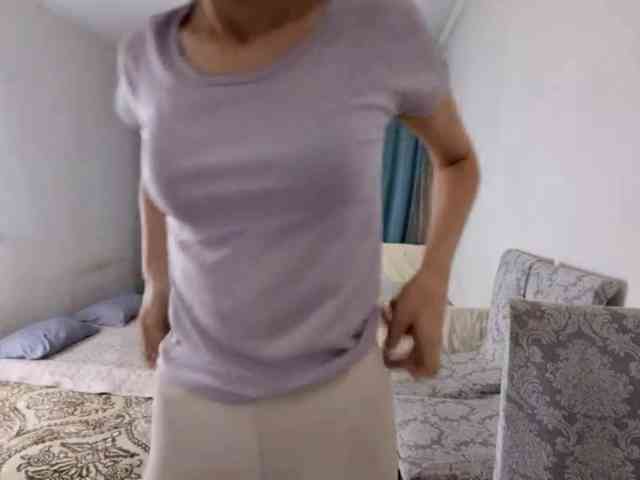 UrSweetieLeigh webcam