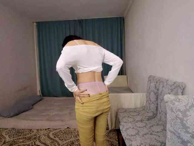 UrSweetieLeigh webcam