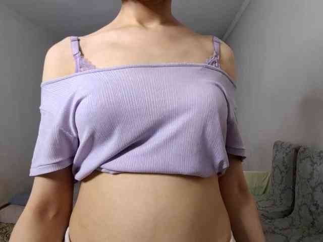 UrSweetieLeigh webcam