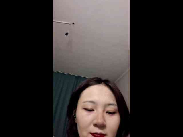 UrSweetieLeigh webcam
