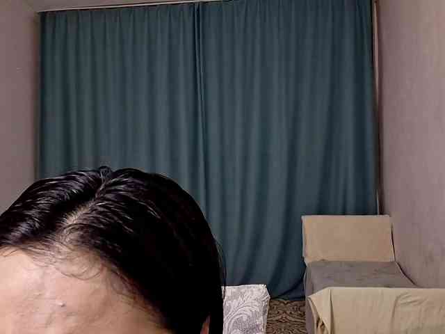 UrSweetieLeigh webcam