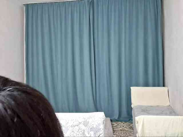 UrSweetieLeigh webcam