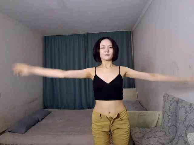 UrSweetieLeigh webcam