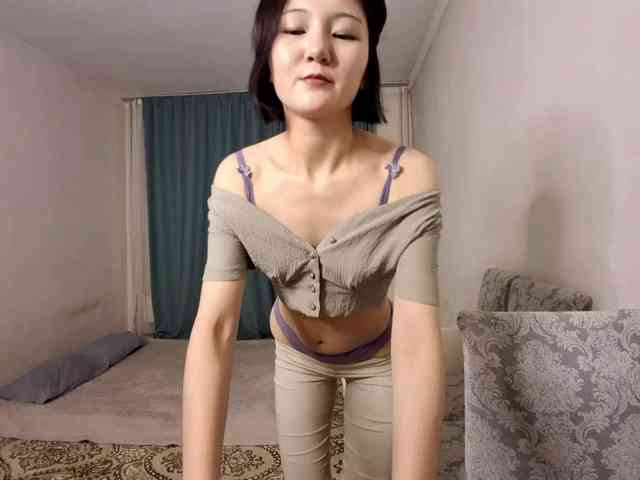 UrSweetieLeigh webcam