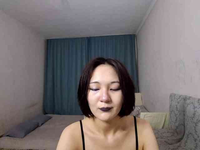 UrSweetieLeigh webcam