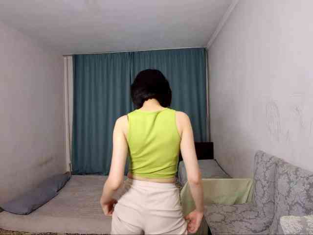 UrSweetieLeigh webcam