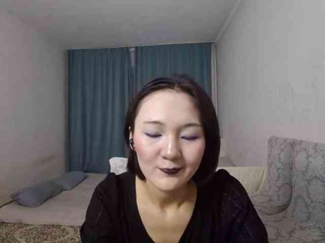 UrSweetieLeigh webcam