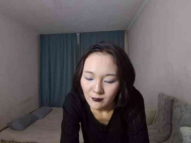 UrSweetieLeigh webcam