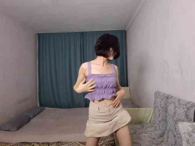 UrSweetieLeigh webcam