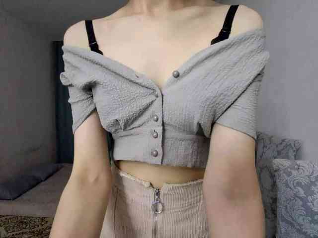 UrSweetieLeigh webcam