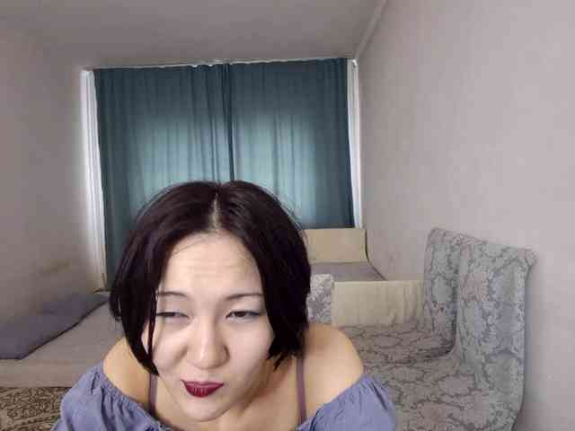 UrSweetieLeigh webcam