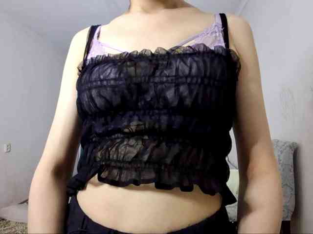 UrSweetieLeigh webcam