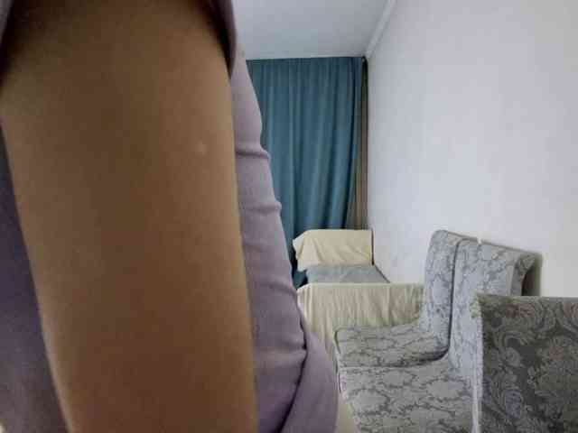 UrSweetieLeigh webcam