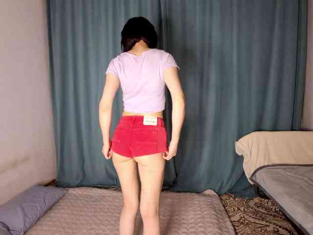 UrSweetieLeigh webcam