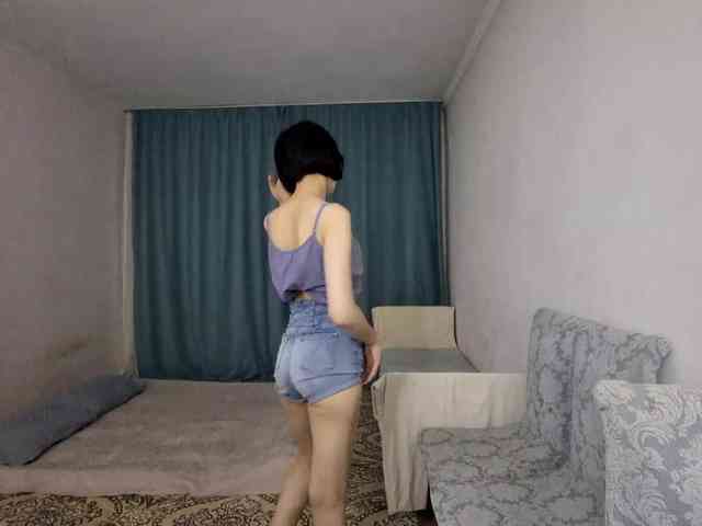 UrSweetieLeigh webcam