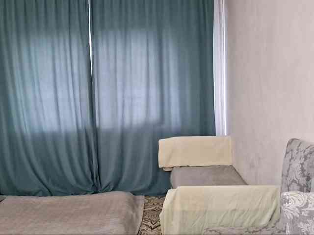 UrSweetieLeigh webcam
