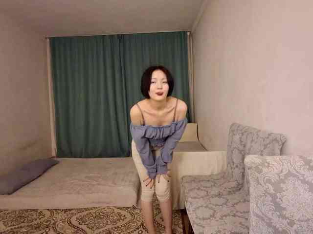UrSweetieLeigh webcam