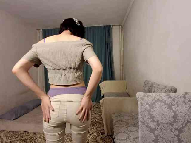 UrSweetieLeigh webcam