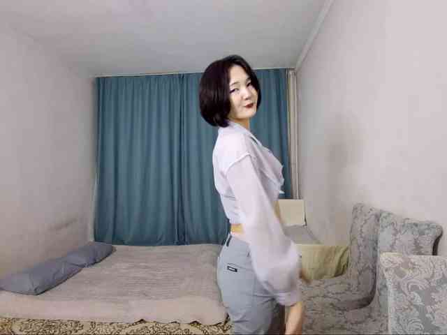 UrSweetieLeigh webcam