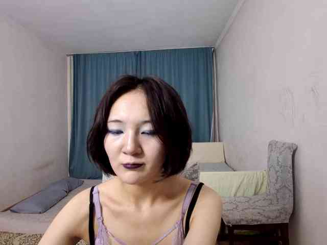 UrSweetieLeigh webcam