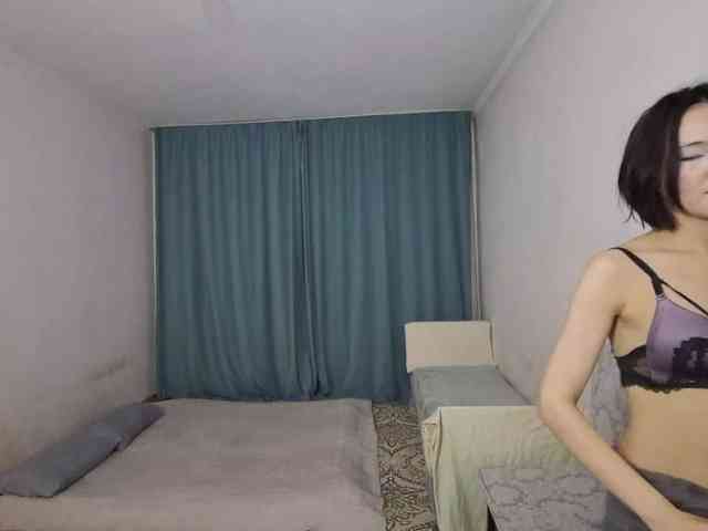 UrSweetieLeigh webcam