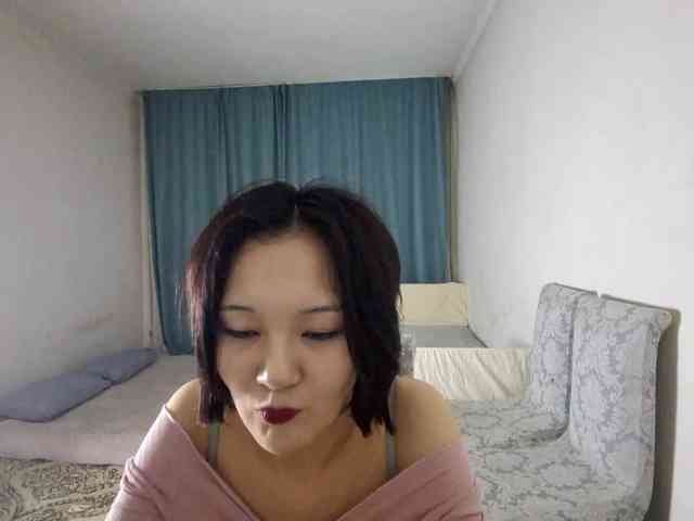 UrSweetieLeigh webcam