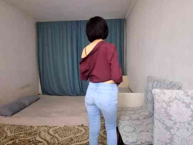 UrSweetieLeigh webcam