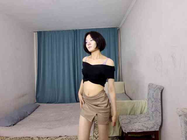 UrSweetieLeigh webcam