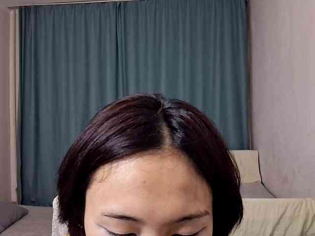 UrSweetieLeigh webcam