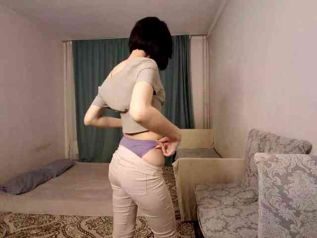 UrSweetieLeigh webcam