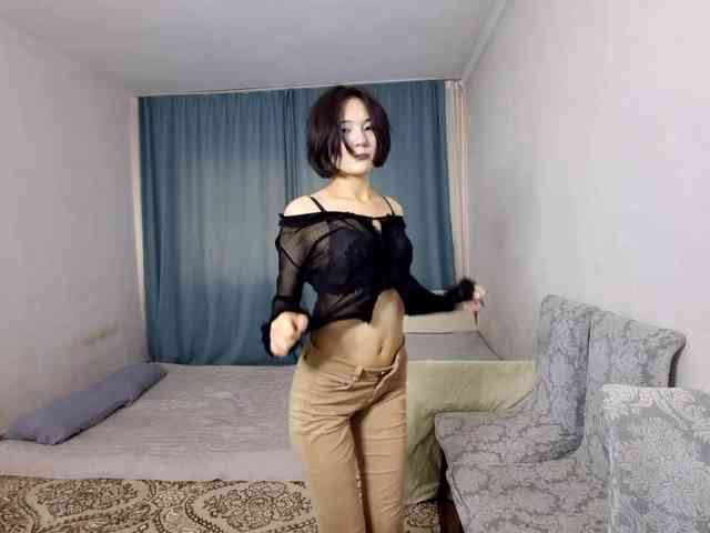 UrSweetieLeigh webcam