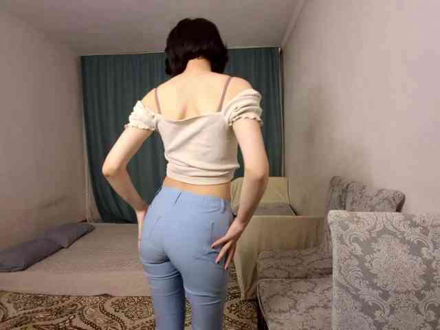 UrSweetieLeigh webcam