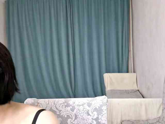 UrSweetieLeigh webcam