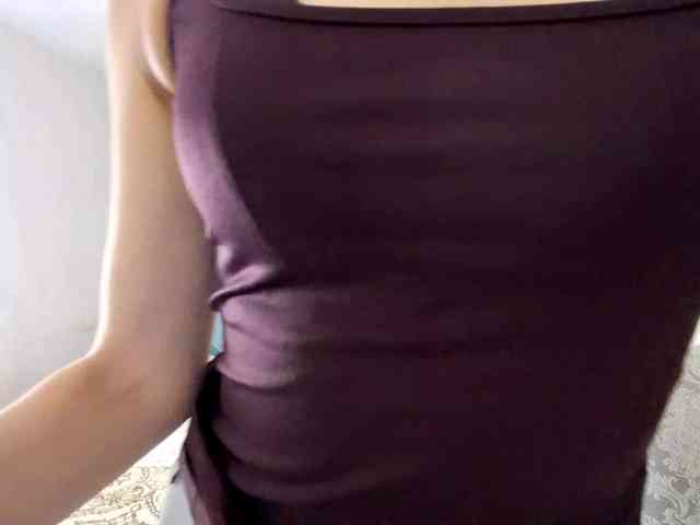 UrSweetieLeigh webcam