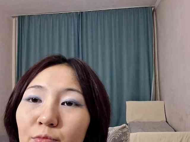 UrSweetieLeigh webcam
