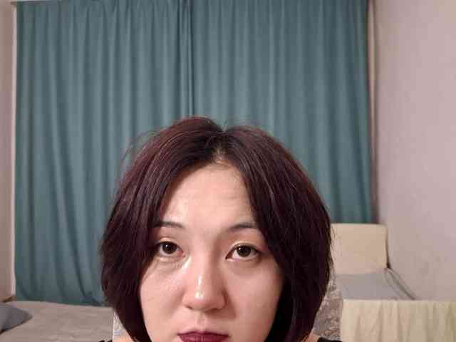 UrSweetieLeigh webcam