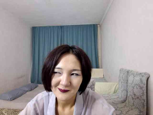 UrSweetieLeigh webcam