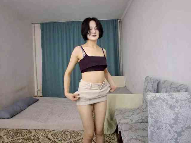 UrSweetieLeigh webcam
