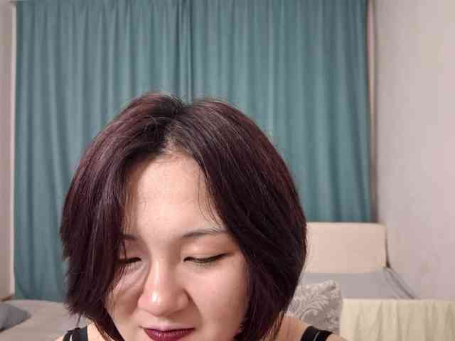UrSweetieLeigh webcam