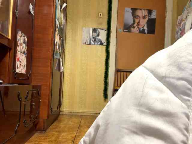 Model: LatoshaBonkowski