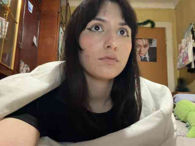 Model: LatoshaBonkowski