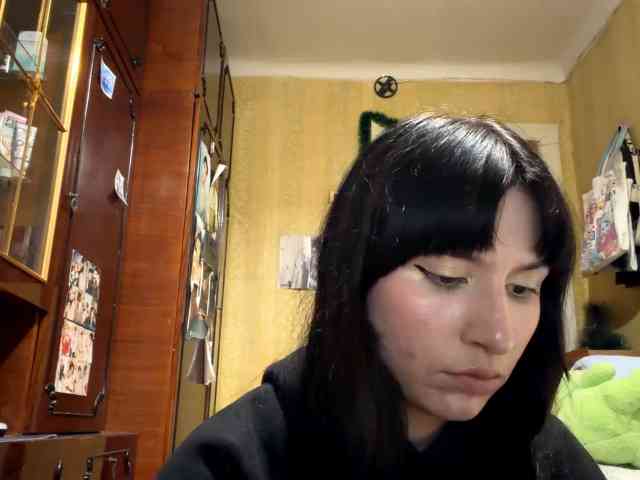 Model: LatoshaBonkowski