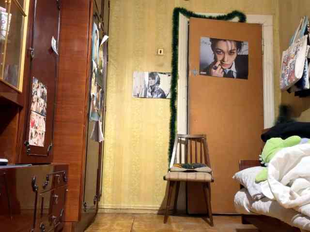 Model: LatoshaBonkowski